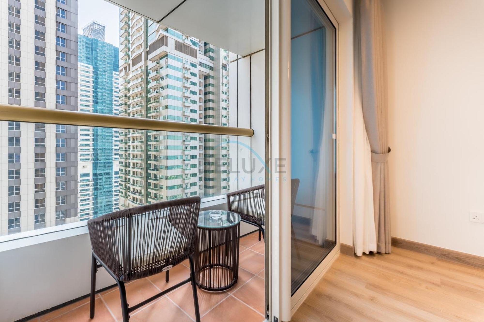 Renovated Unit With Skyscraper Views, Close To Jbr Beach, Elite Residence, Marina By Deluxe Homes