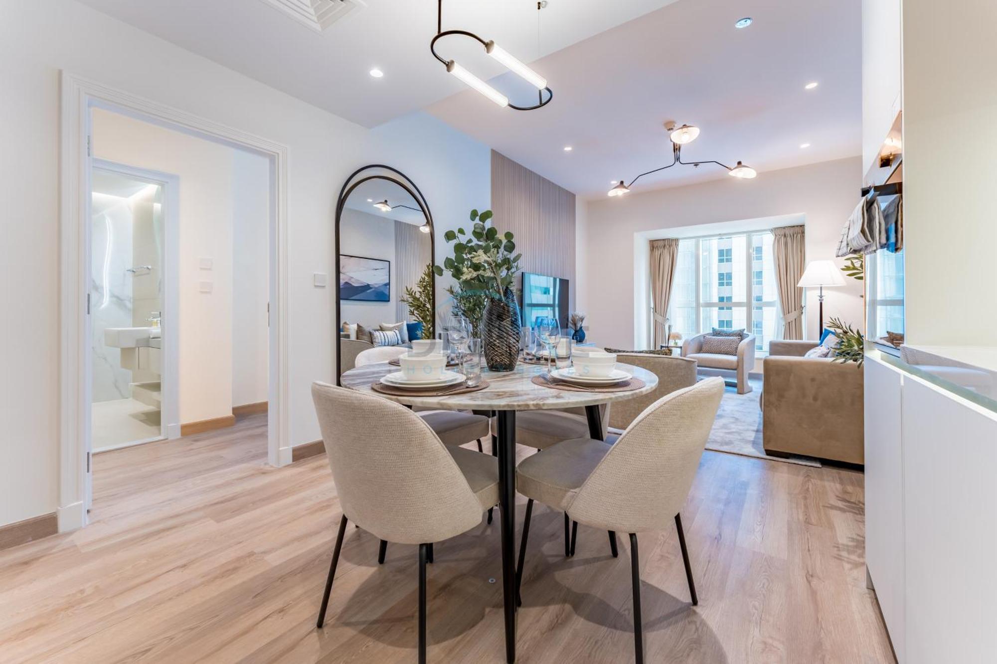 Renovated Unit With Skyscraper Views, Close To Jbr Beach, Elite Residence, Marina By Deluxe Homes Apartment