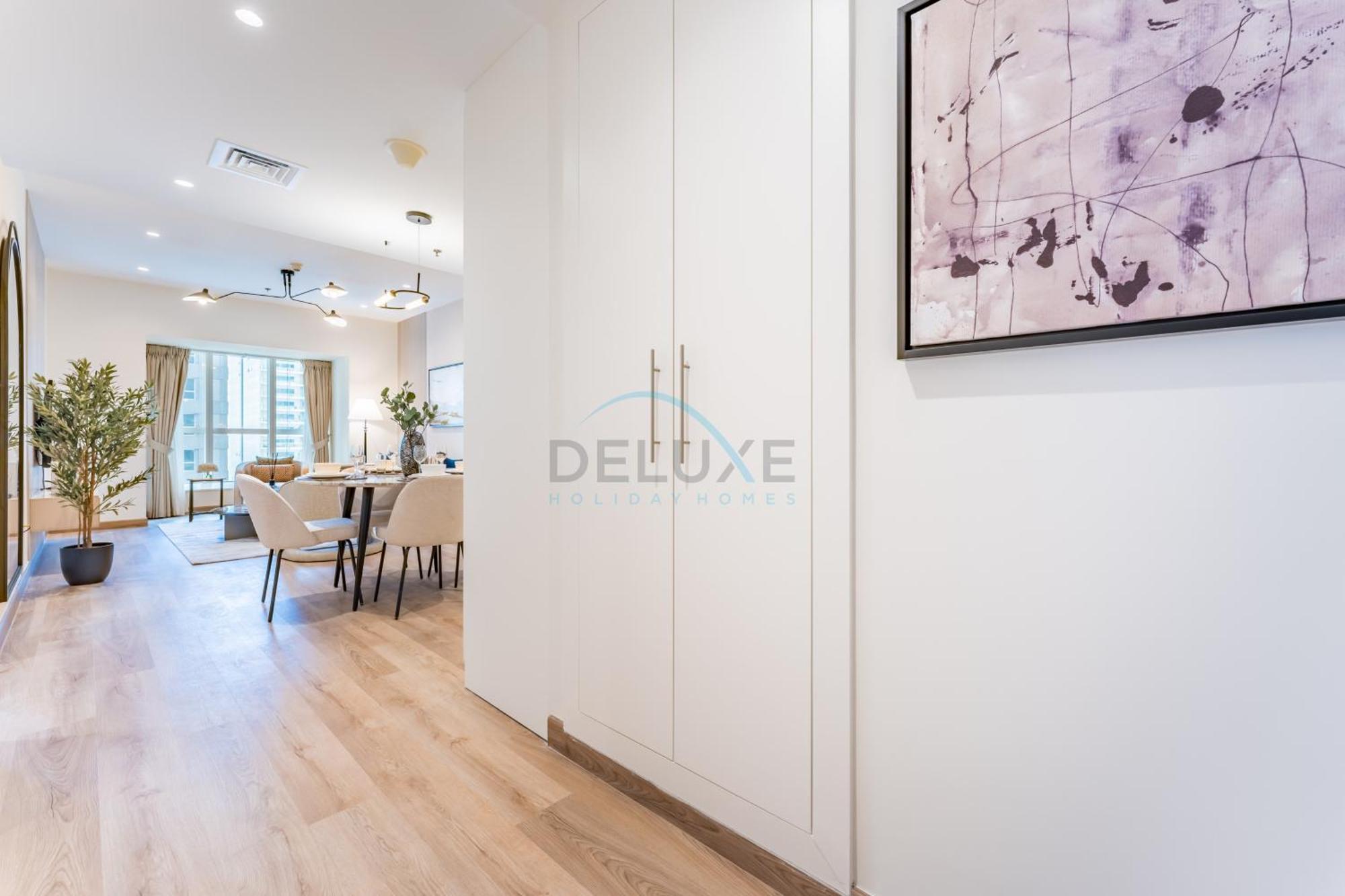 Apartment Renovated Unit With Skyscraper Views, Close To Jbr Beach, Elite Residence, Marina By Deluxe Homes *