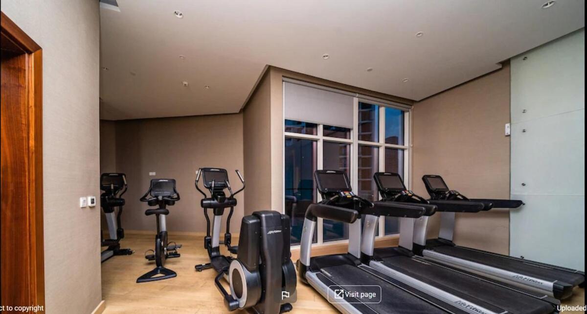 Vogue Damac Maison Prive, Pool & Canal Views, Spacious Kitchen Prime Business Bay Location, Near Downtown, Burj Khalifa & The Mall Apartment