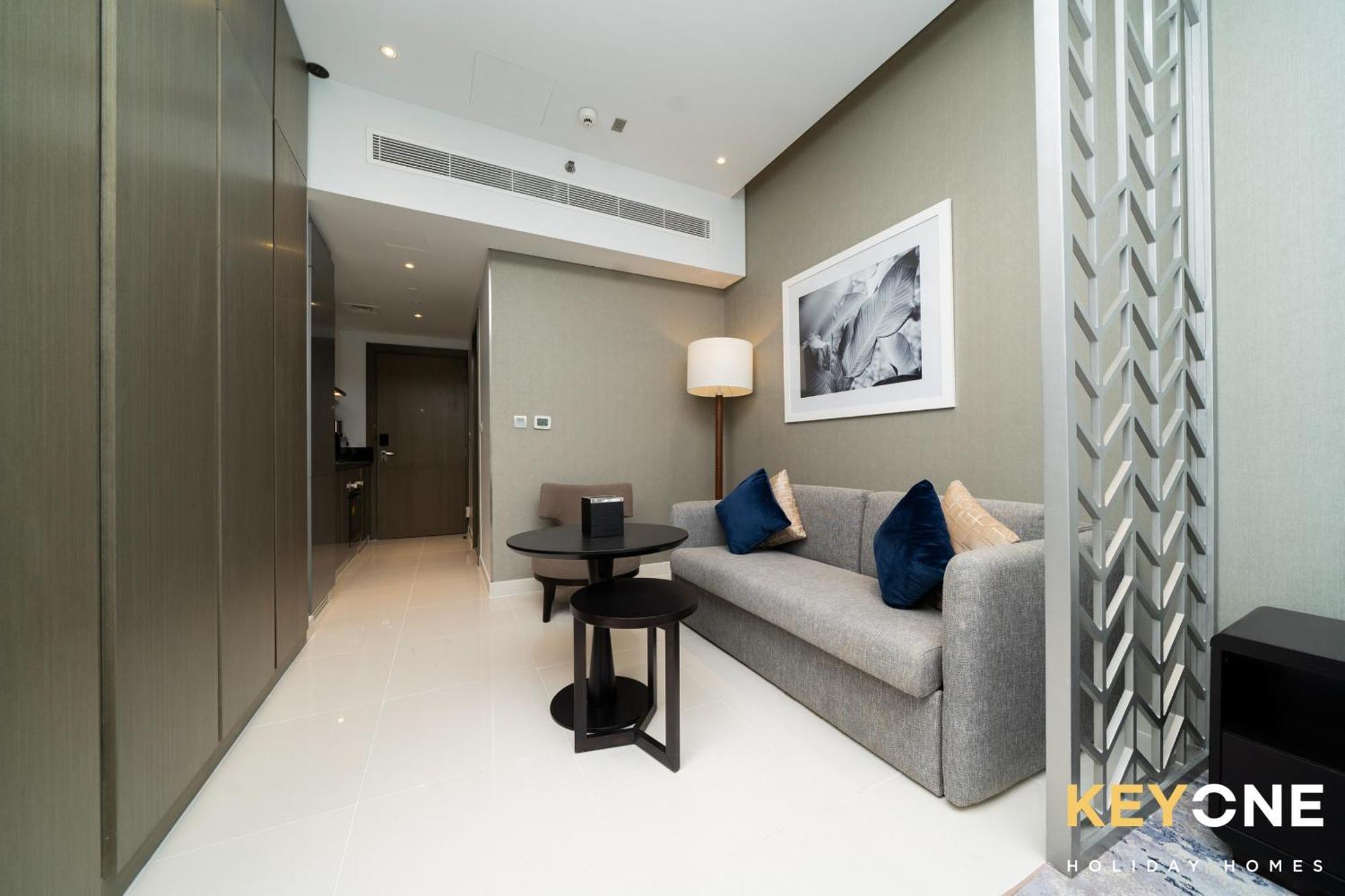 Elegant Studio Living In Prive Dubai