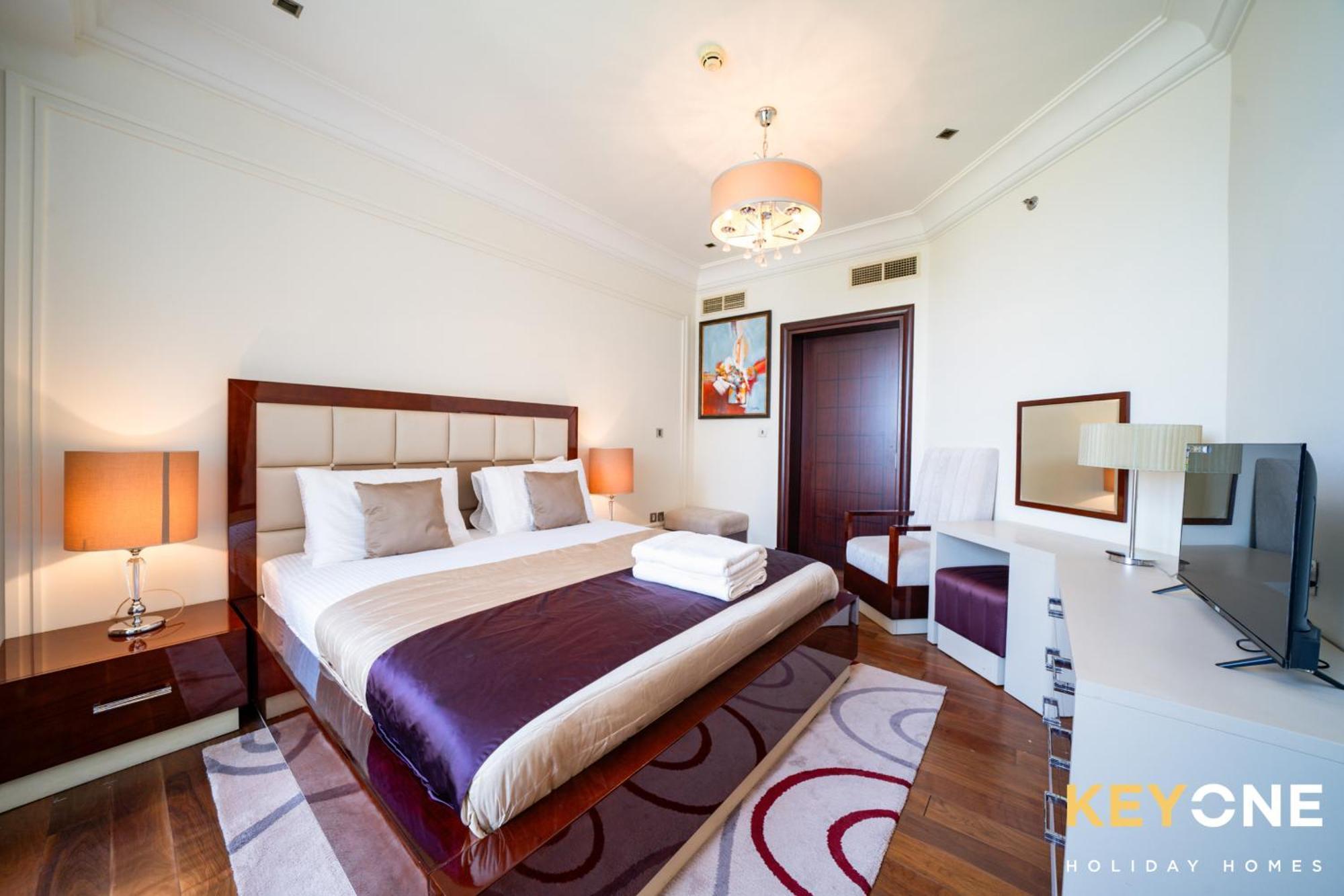 Spacious One Bedroom With Access Apartment *