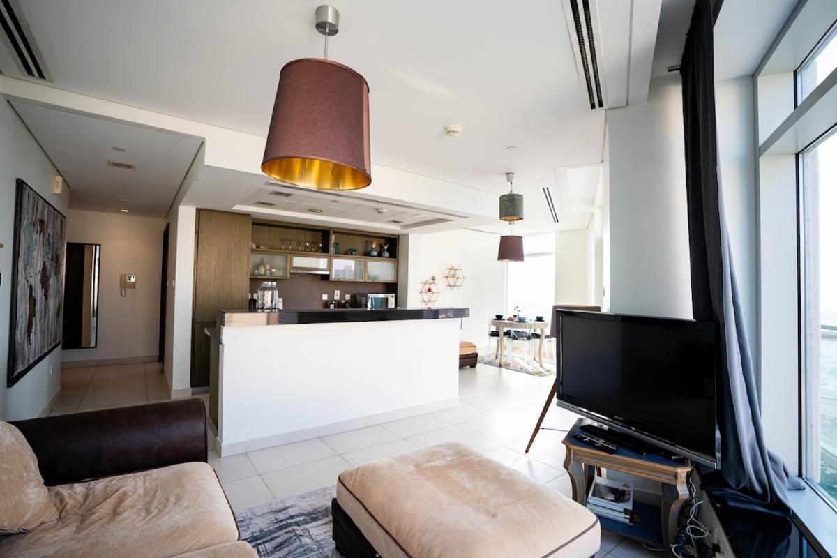 Apartment The Lofts West Downtown - 2 Minutes Walk To Burj Khalifa-dubai Mall 1bdr *