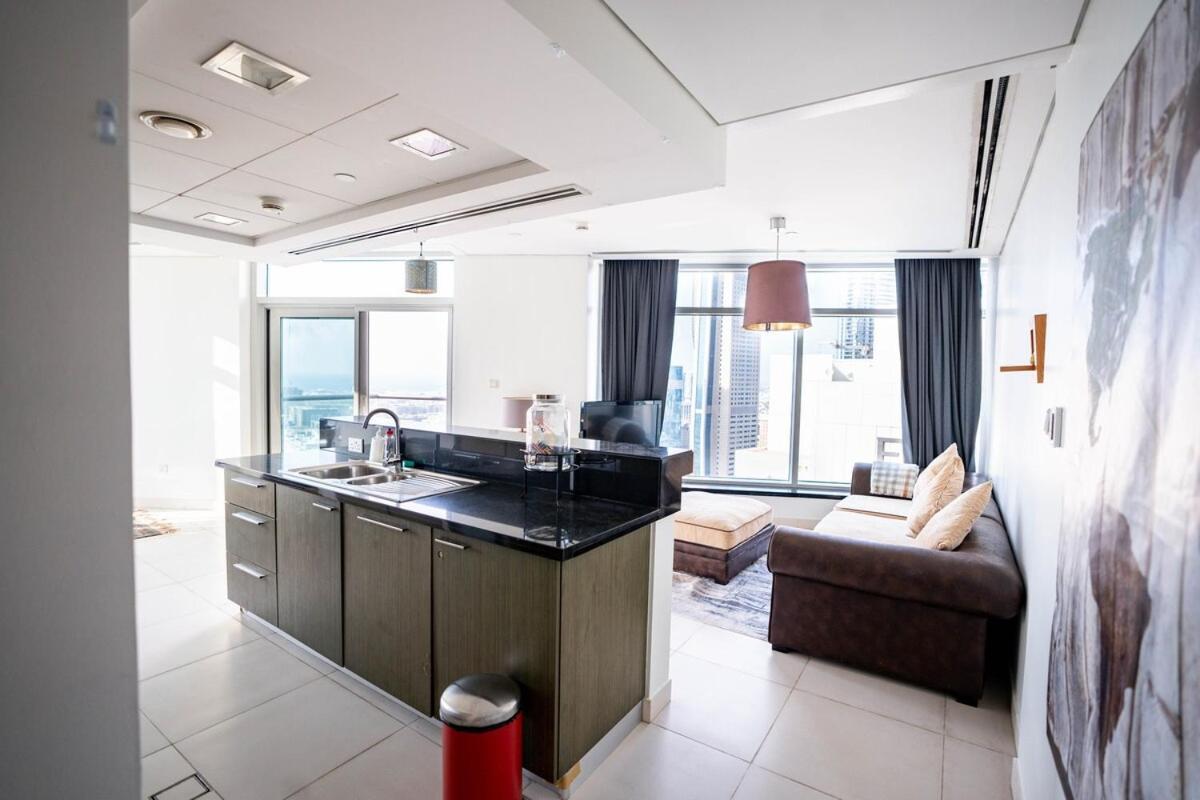 Apartment The Lofts West Downtown - 2 Minutes Walk To Burj Khalifa-dubai Mall 1bdr Dubai