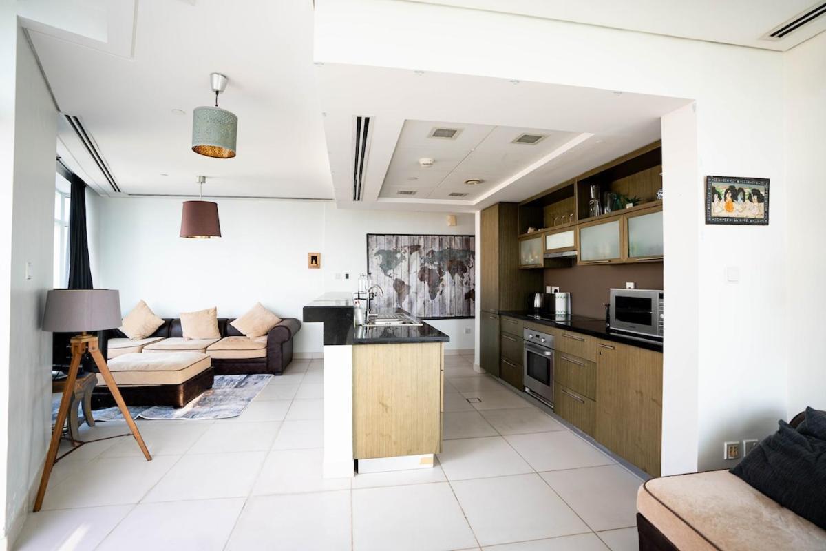 Apartment The Lofts West Downtown - 2 Minutes Walk To Burj Khalifa-dubai Mall 1bdr Dubai