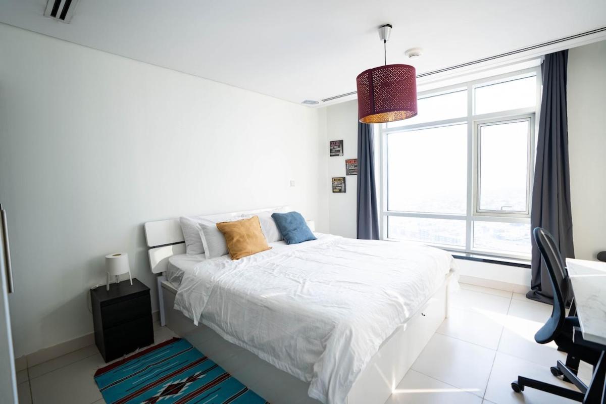 The Lofts West Downtown - 2 Minutes Walk To Burj Khalifa-dubai Mall 1bdr Apartment Dubai