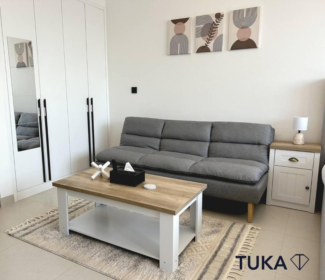 Spacious - Al Furjan - 10mn To Marina & Jbr Apartment