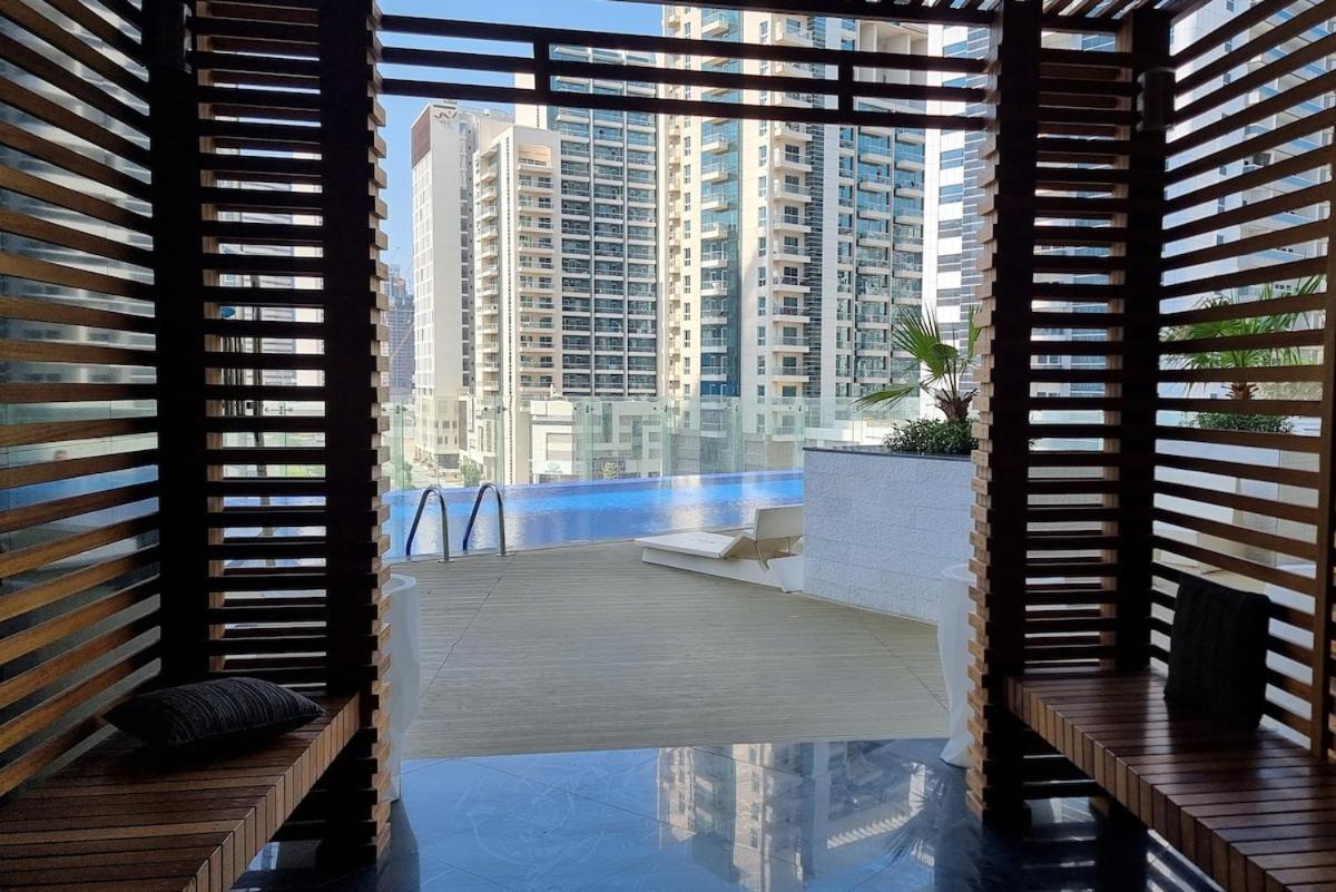 In Downtown With Burj Khalifa And View Apartment