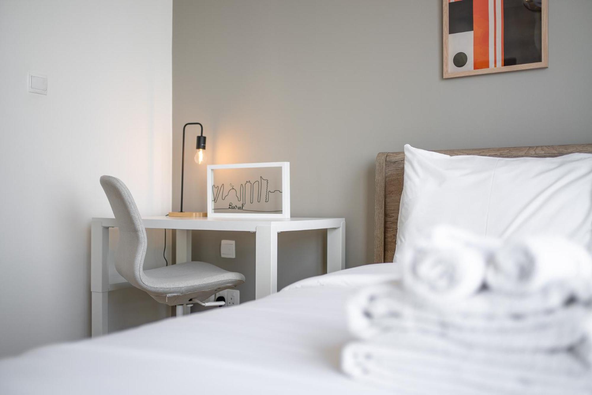Apartment Alh Vacay - Fascinating 1 Bedroom In Boulevard Point