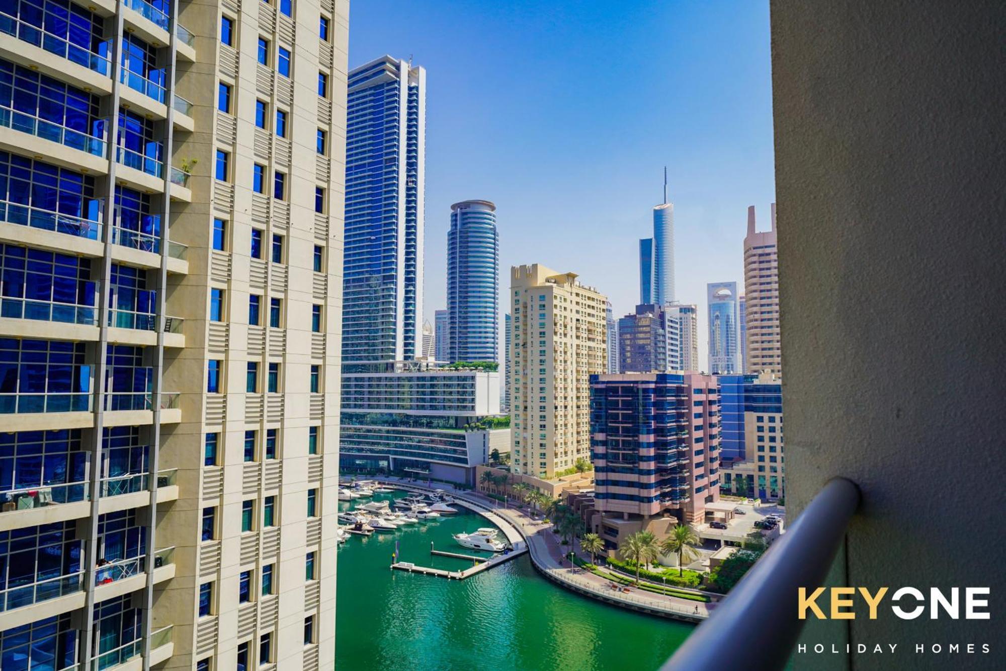 Magnificent Two Bedroom Beachfront 1 Dubai