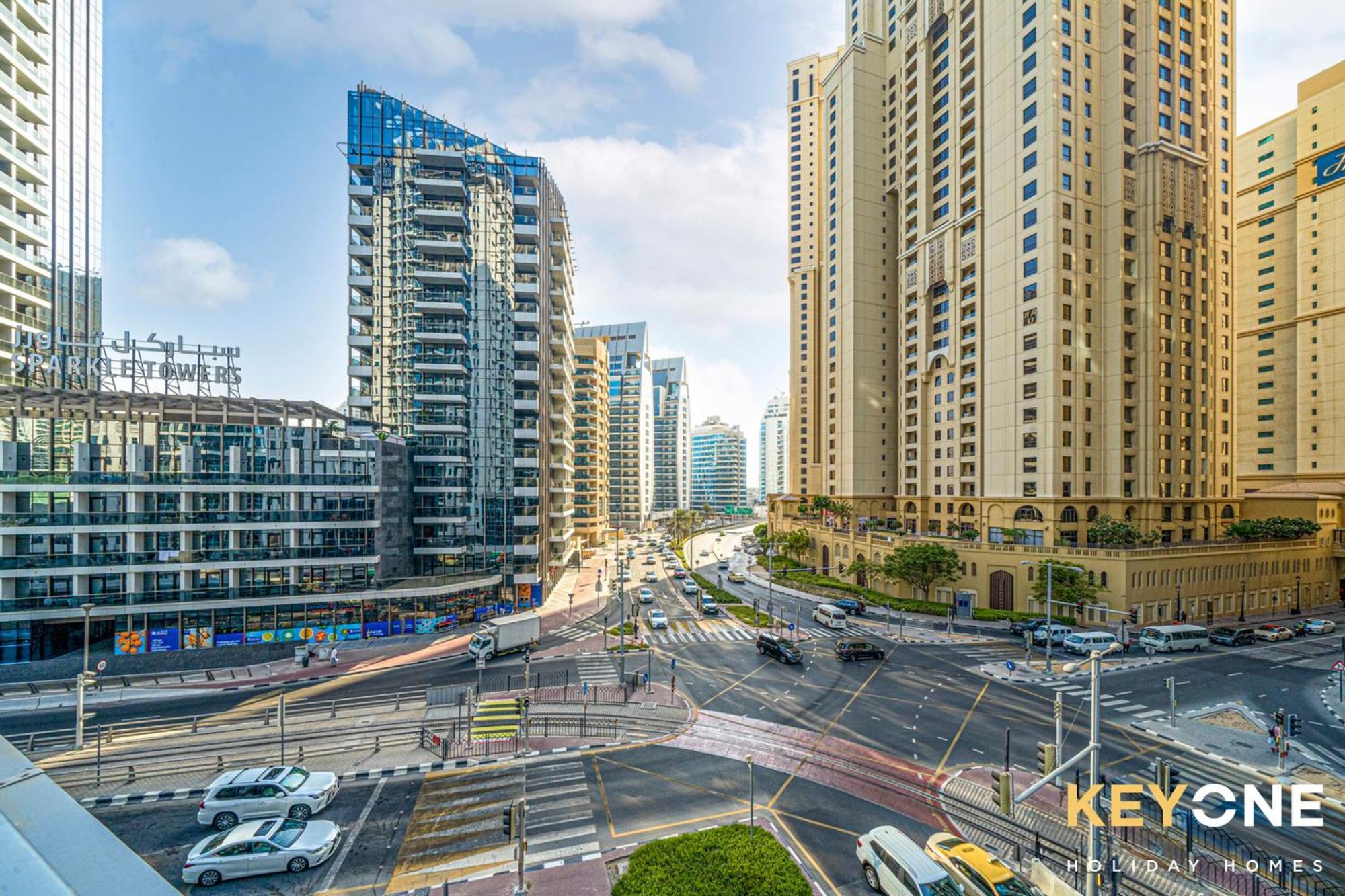 Magnificent Two Bedroom Beachfront 1 Dubai