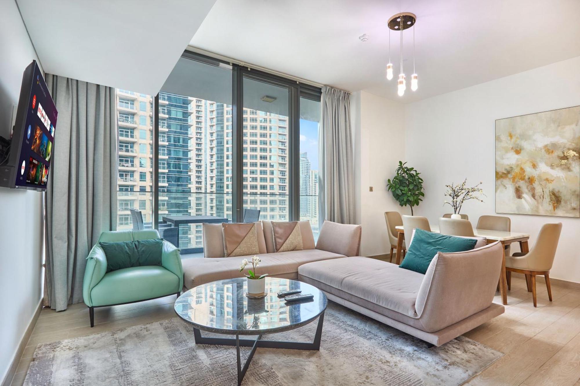 Luxury Living In Marina Liv 2br Apartment