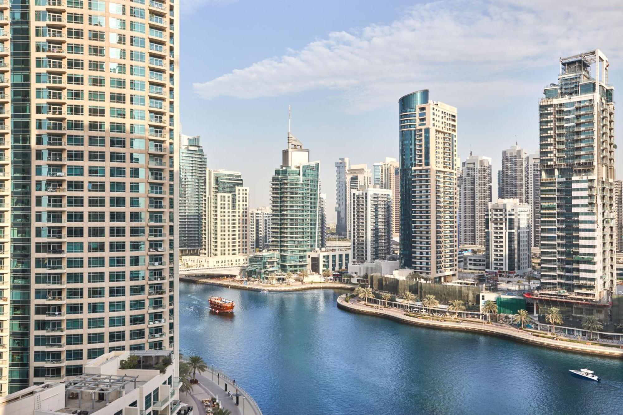 Luxury Living In Marina Liv 2br