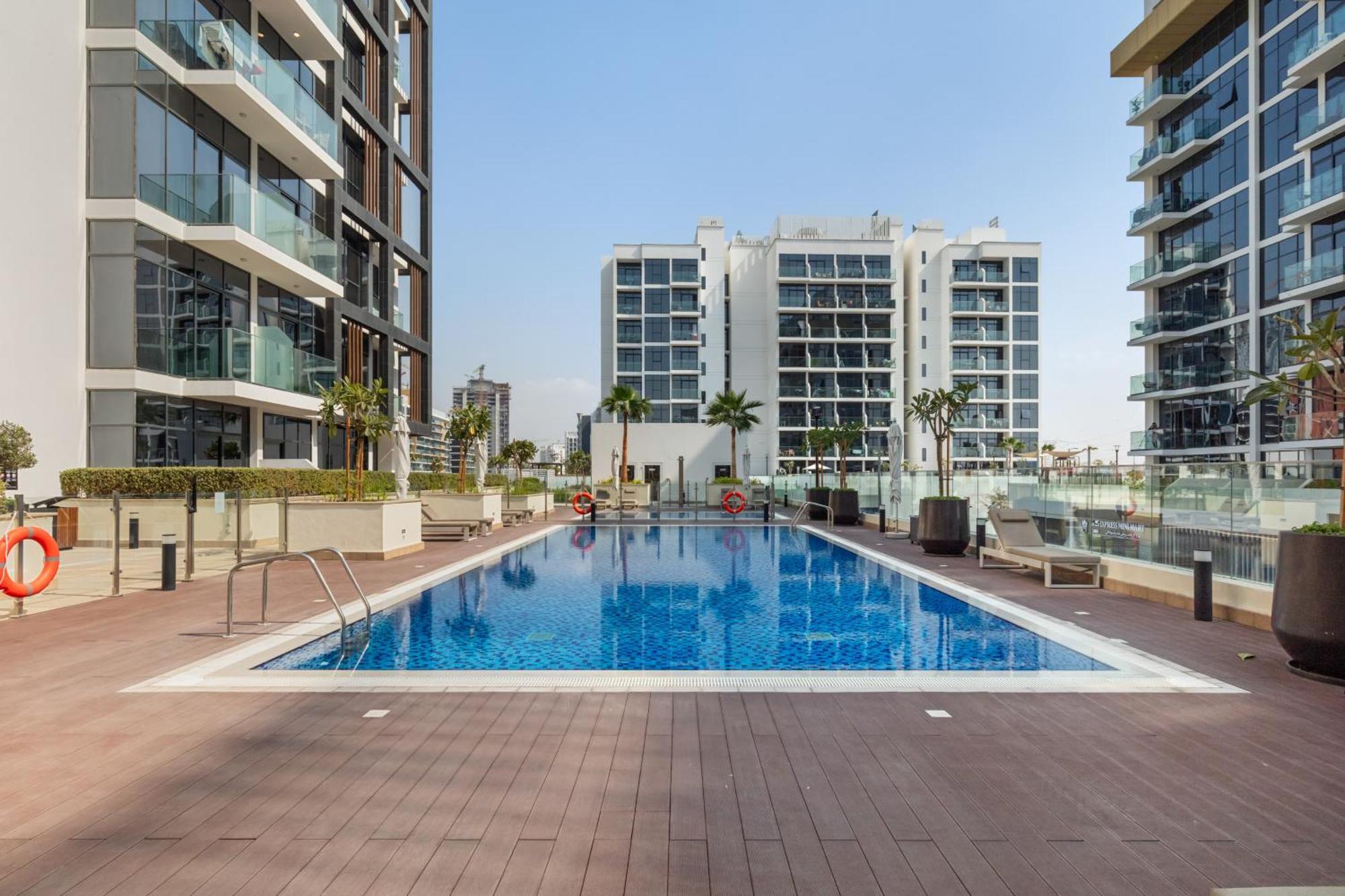Apartment Meydan 2br With Parking Dubai