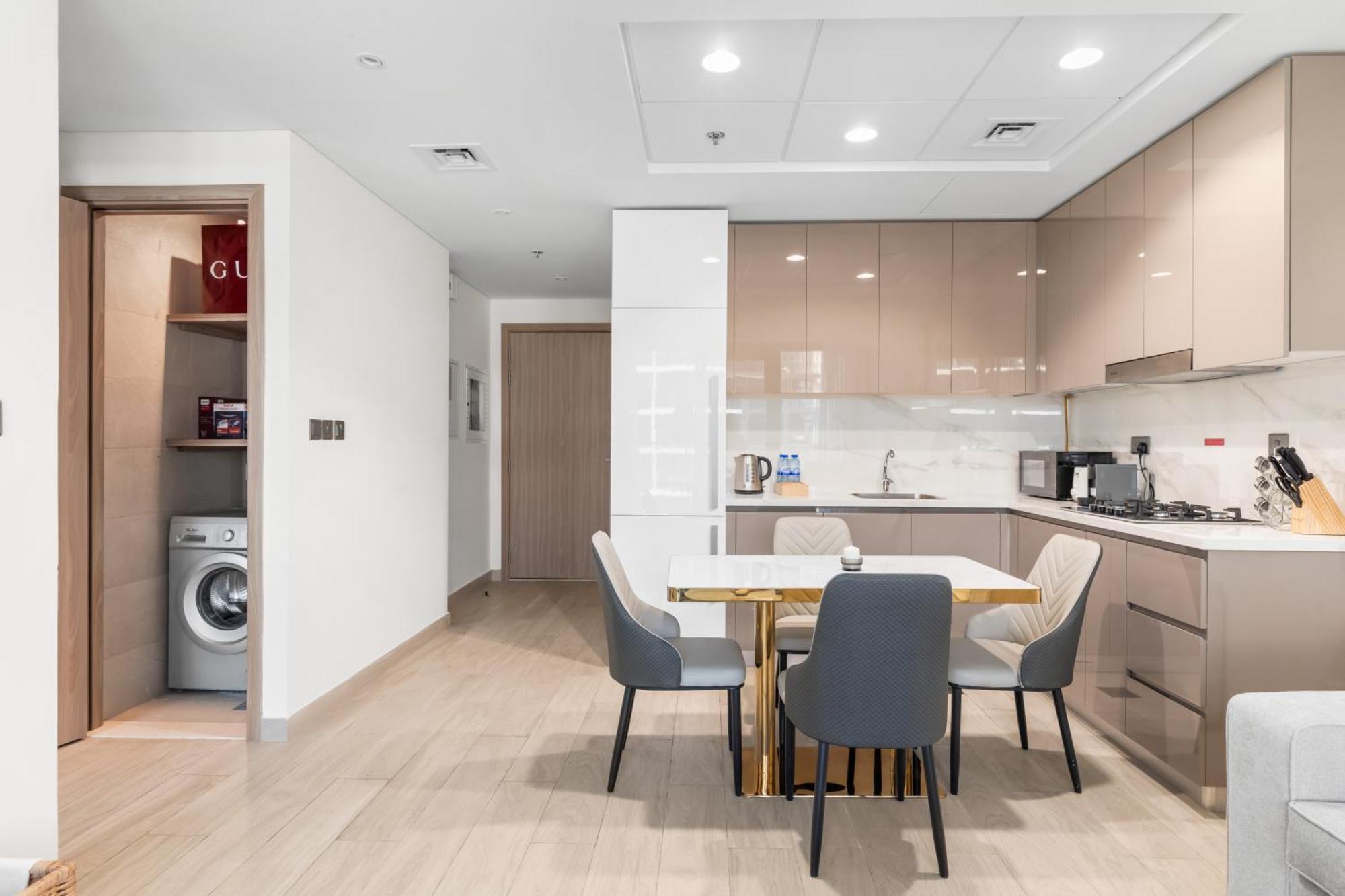 Meydan 2br With Parking Dubai