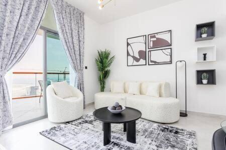 Apartment Contemporary 2 Bedroom Dubai