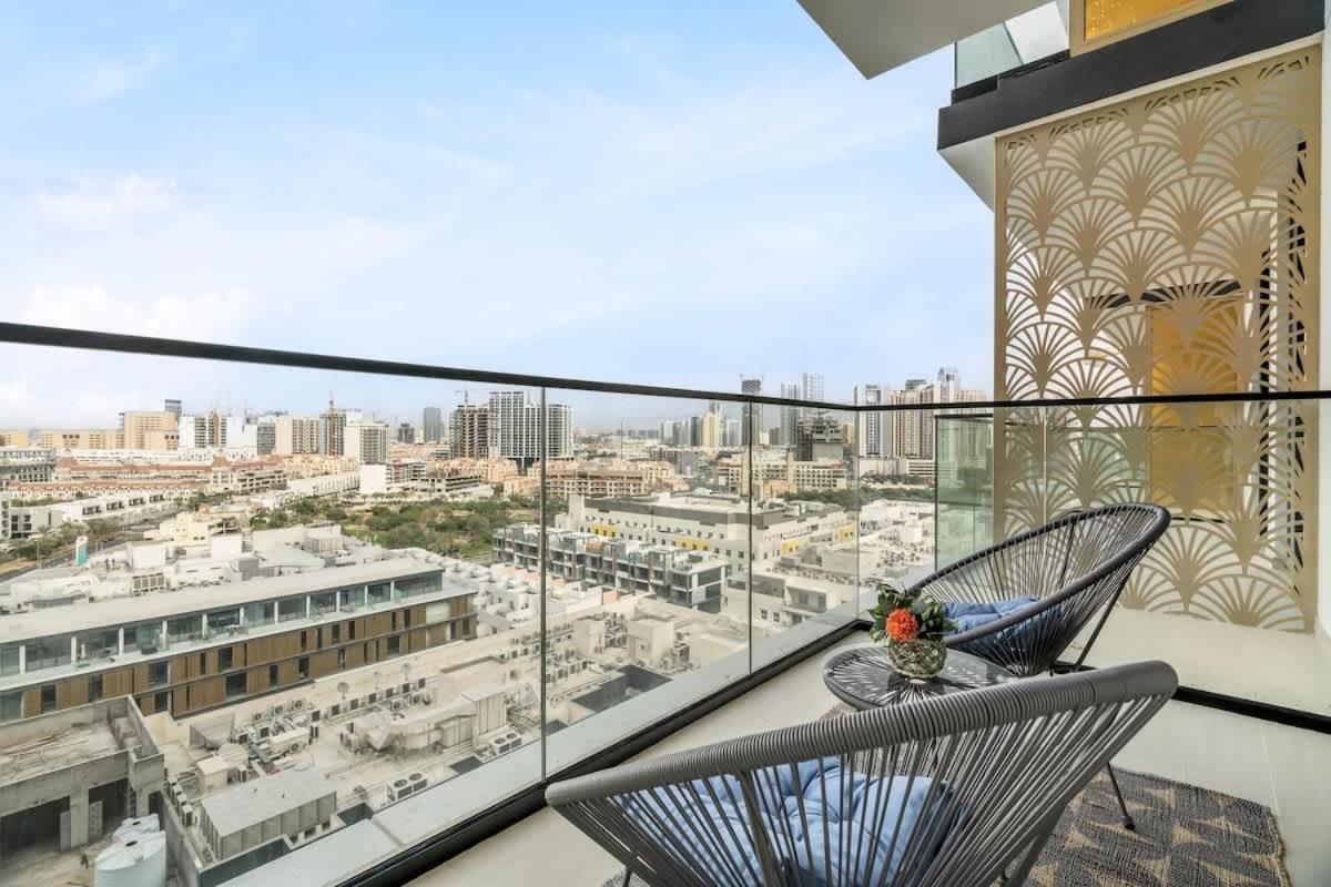 Exceptional 1br Flat Wbalcony Gym & Pool In Jvc Apartment