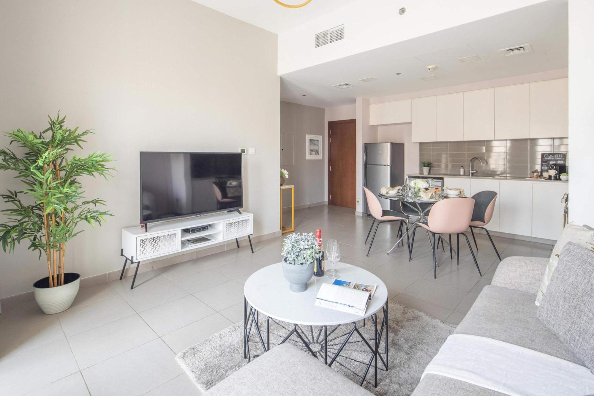 Frank Porter - Hayat Boulevard 2b Apartment