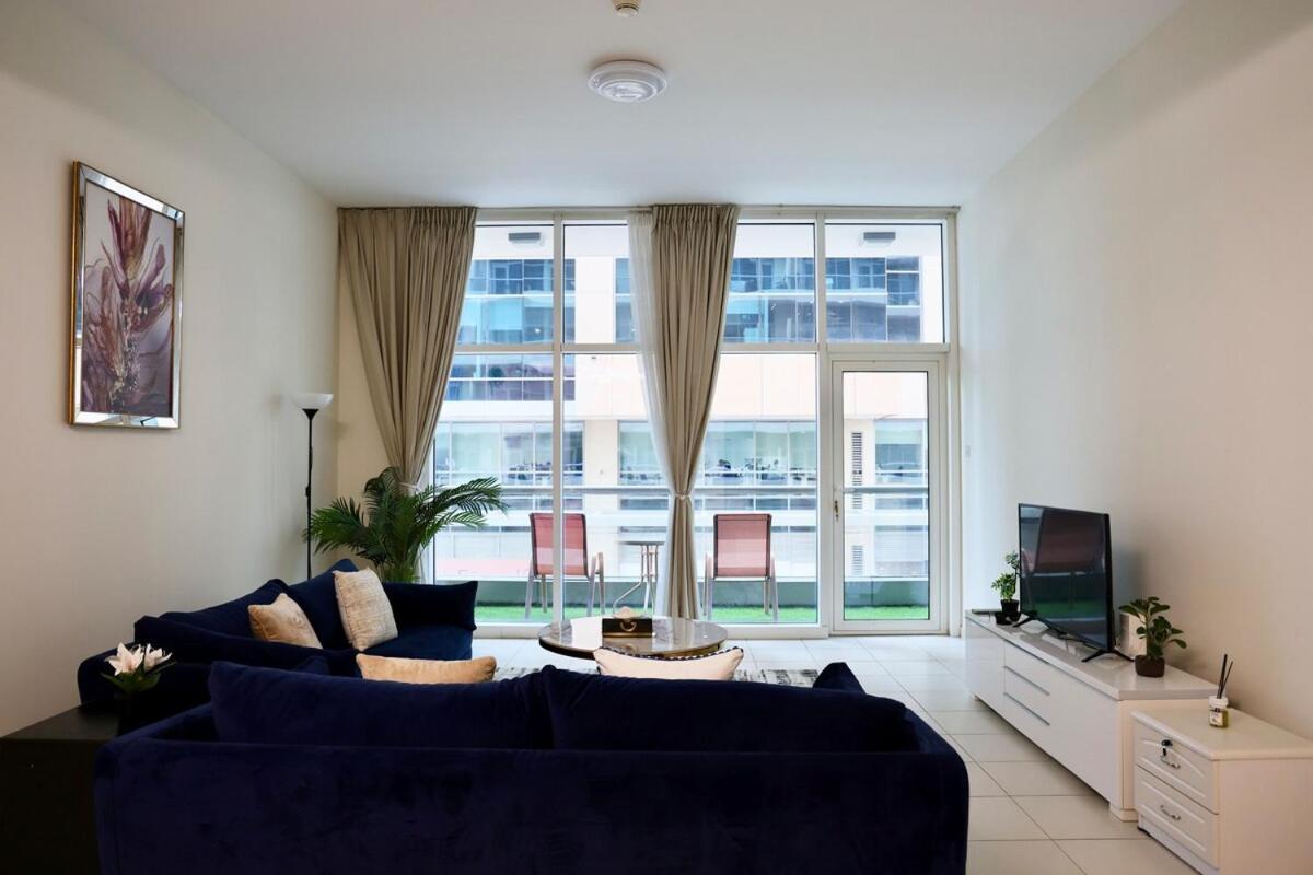 Nivis Find-affordable & Spacious 1 Bhk- 10 Mins To Mall Apartment *
