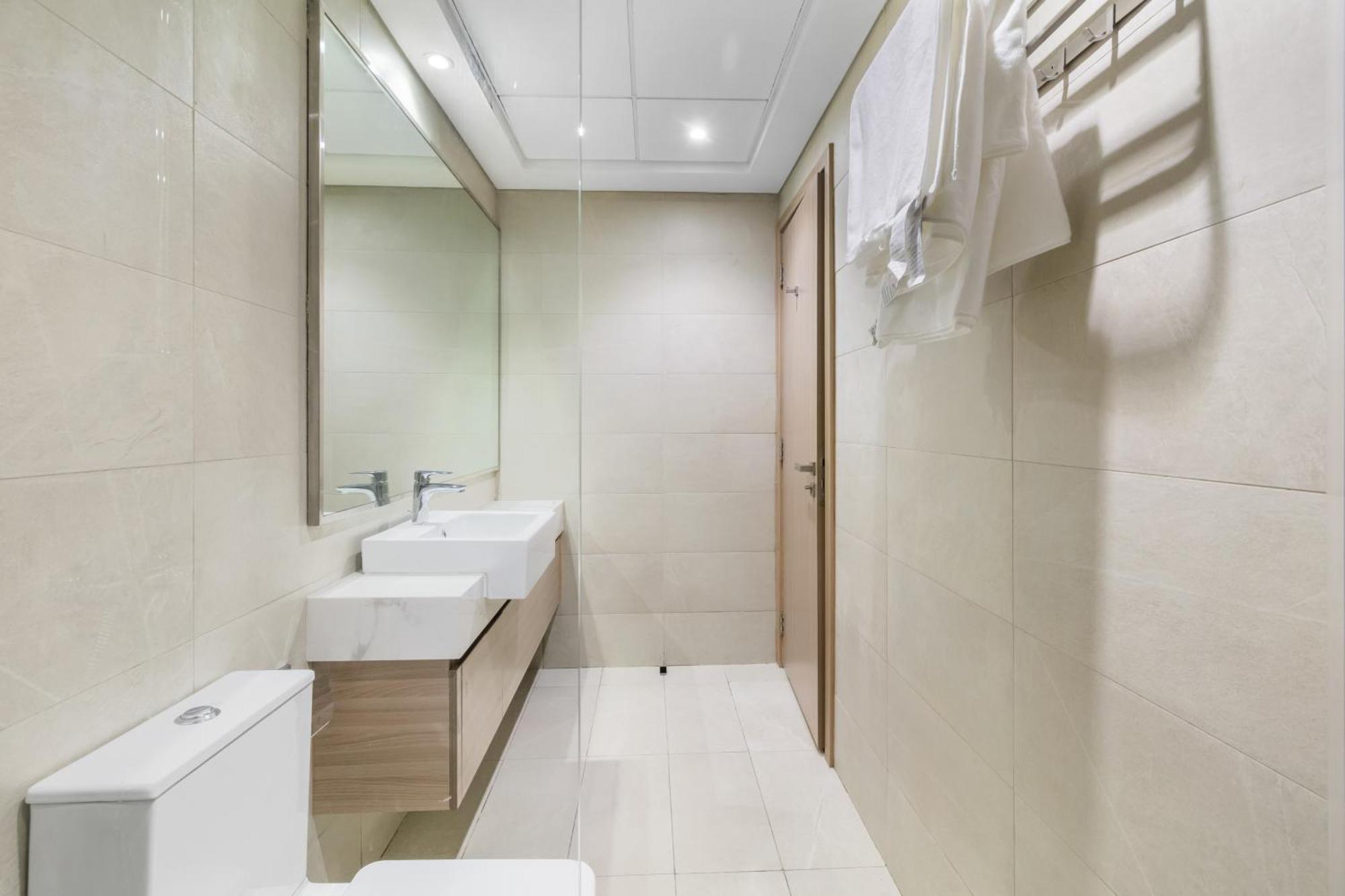 Meydan 2br With Parking Apartment