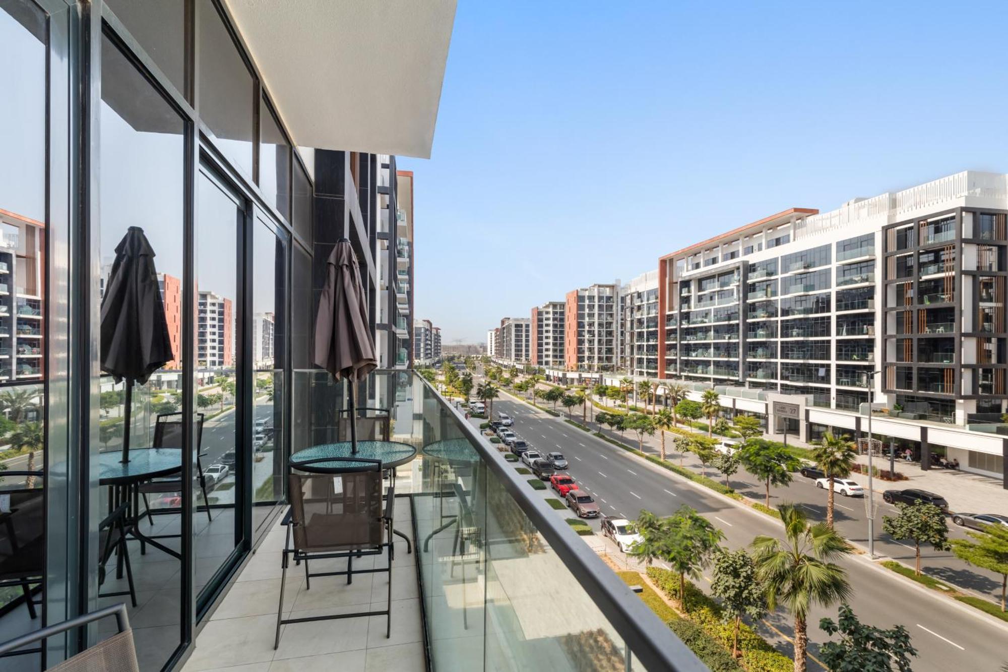 Apartment Meydan 2br With Parking Dubai