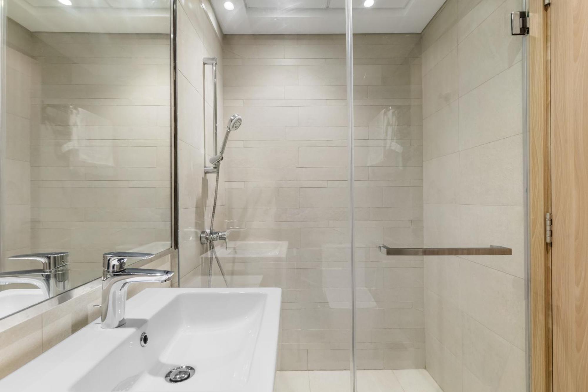 Meydan 2br With Parking *
