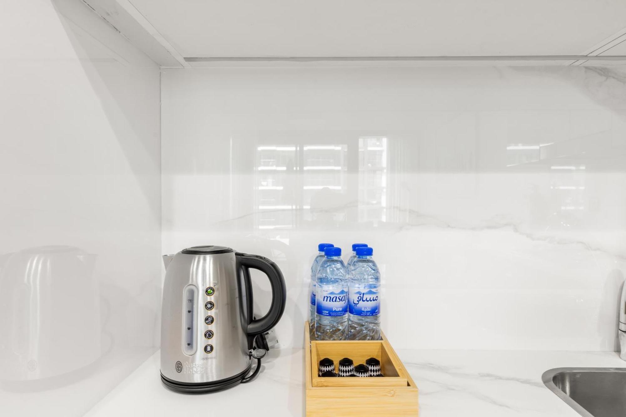 Meydan 2br With Parking Dubai