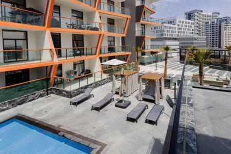 Contemporary 2 Bedroom