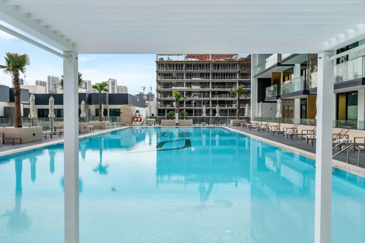 Exceptional 1br Flat Wbalcony Gym & Pool In Jvc Apartment Dubai