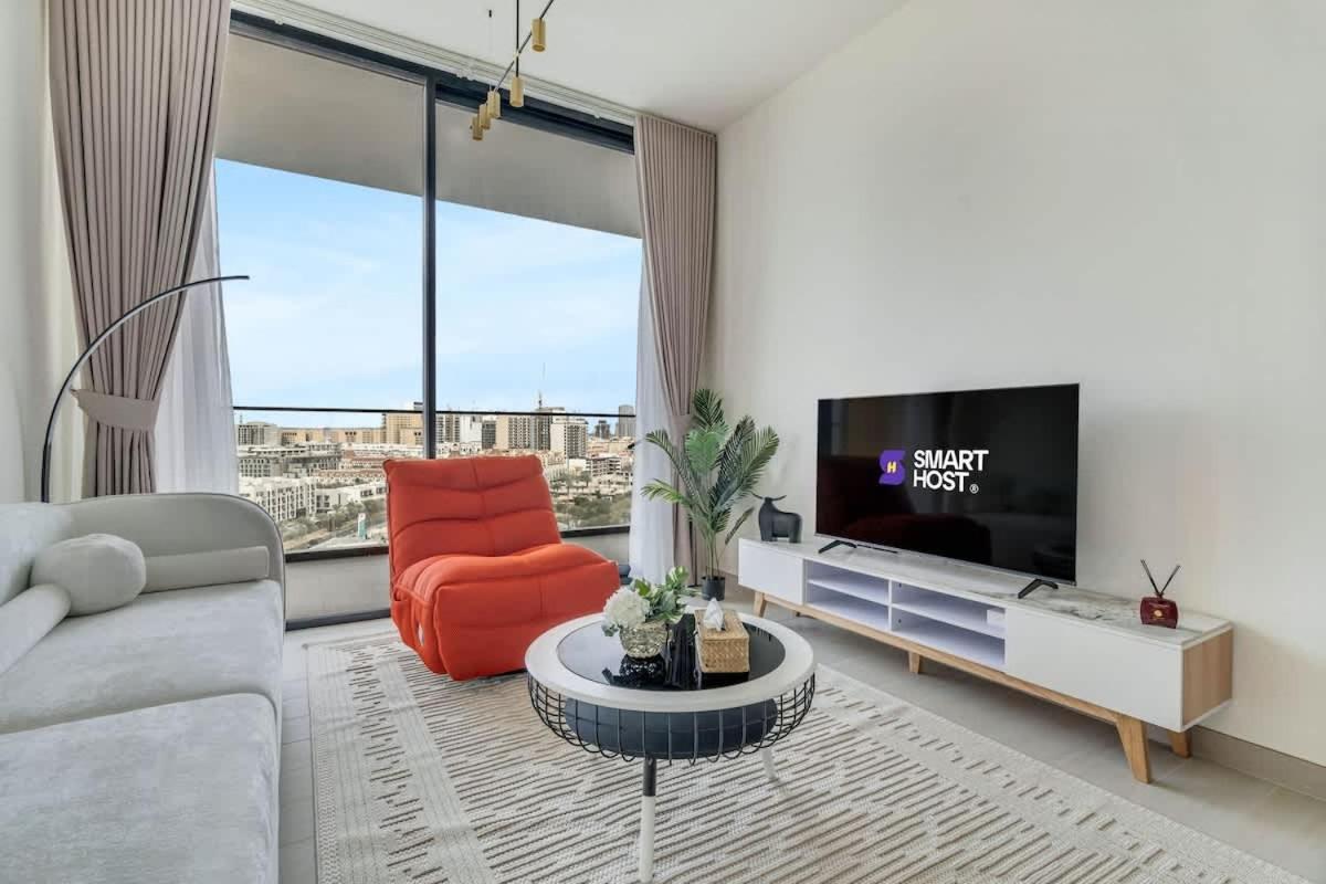 Exceptional 1br Flat Wbalcony Gym & Pool In Jvc * Dubai