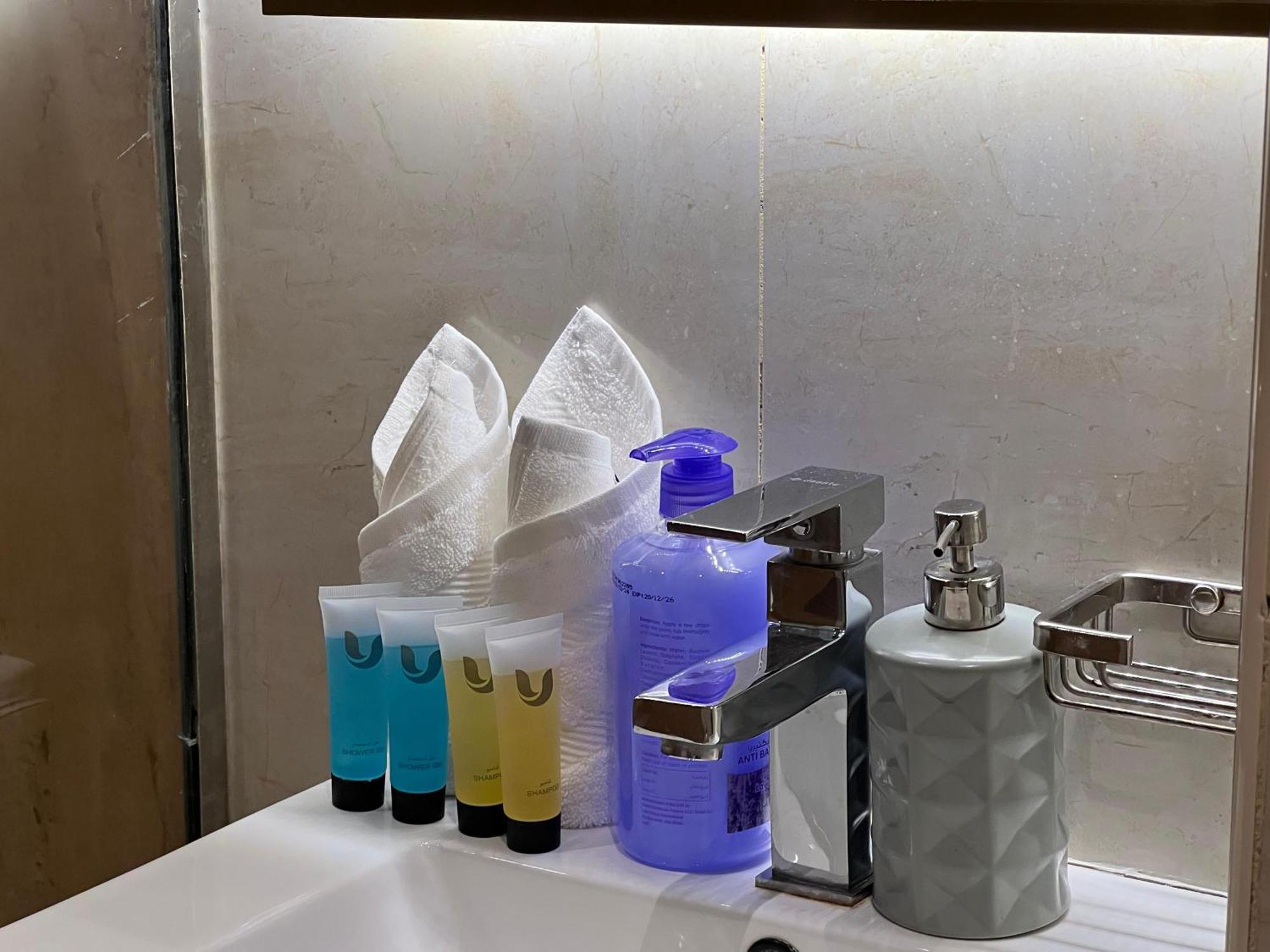 Chic & Cozy In Jvc , Amenities & Views Apartment *