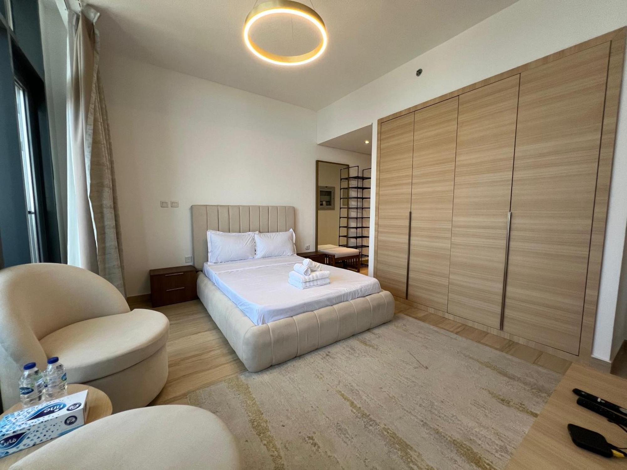 Apartment Chic & Cozy In Jvc , Amenities & Views *