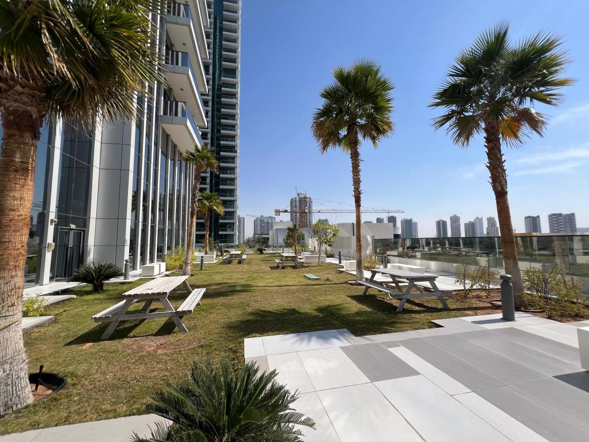 Chic & Cozy In Jvc , Amenities & Views * Dubai