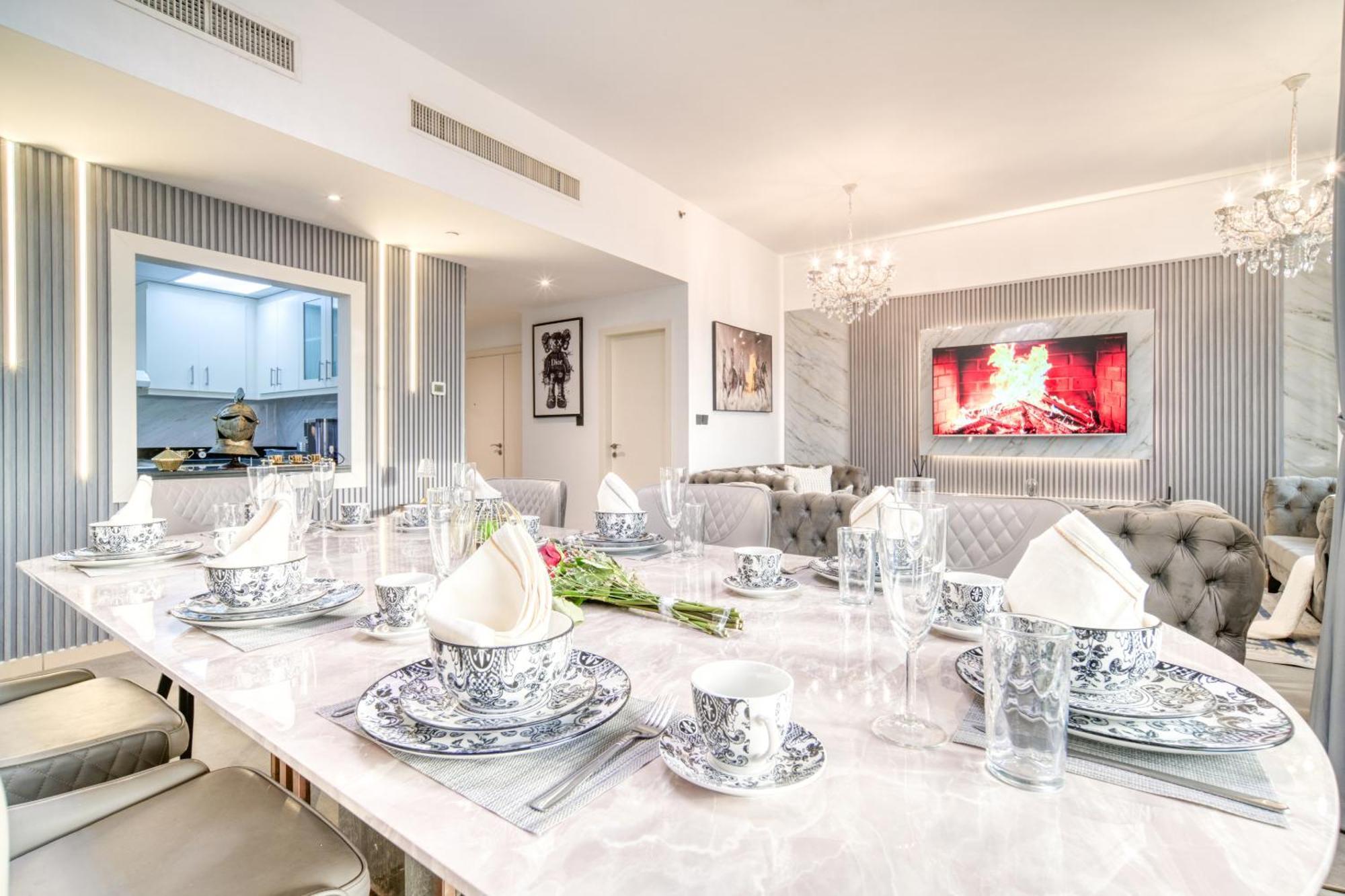 The Jbr Grand Luxury Sea View 4 Bedroom *