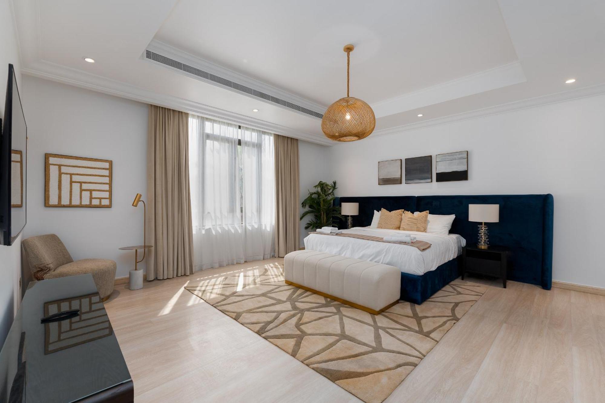 Frond D, Palm Villa, Palm Jumeirah - Mint *