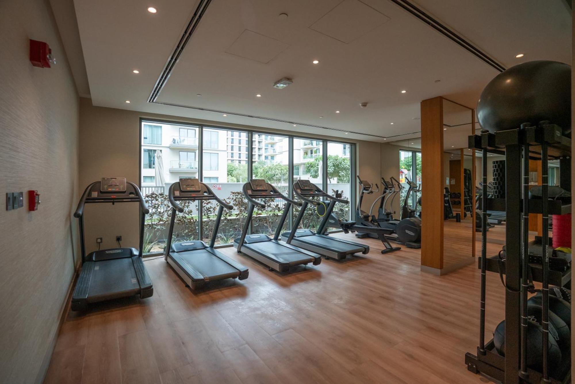 New Spacious 1br With Pool And Gym *