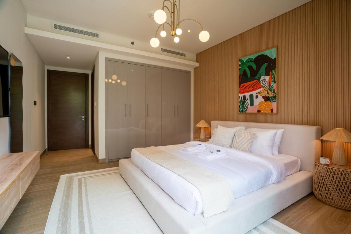 New Spacious 1br With Pool And Gym *