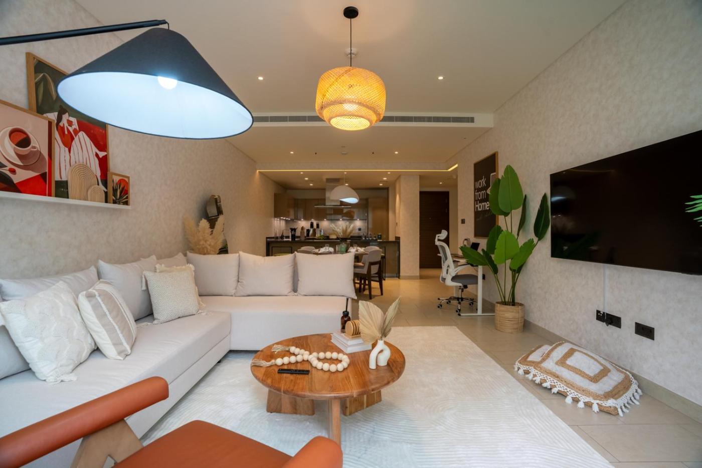 New Spacious 1br With Pool And Gym