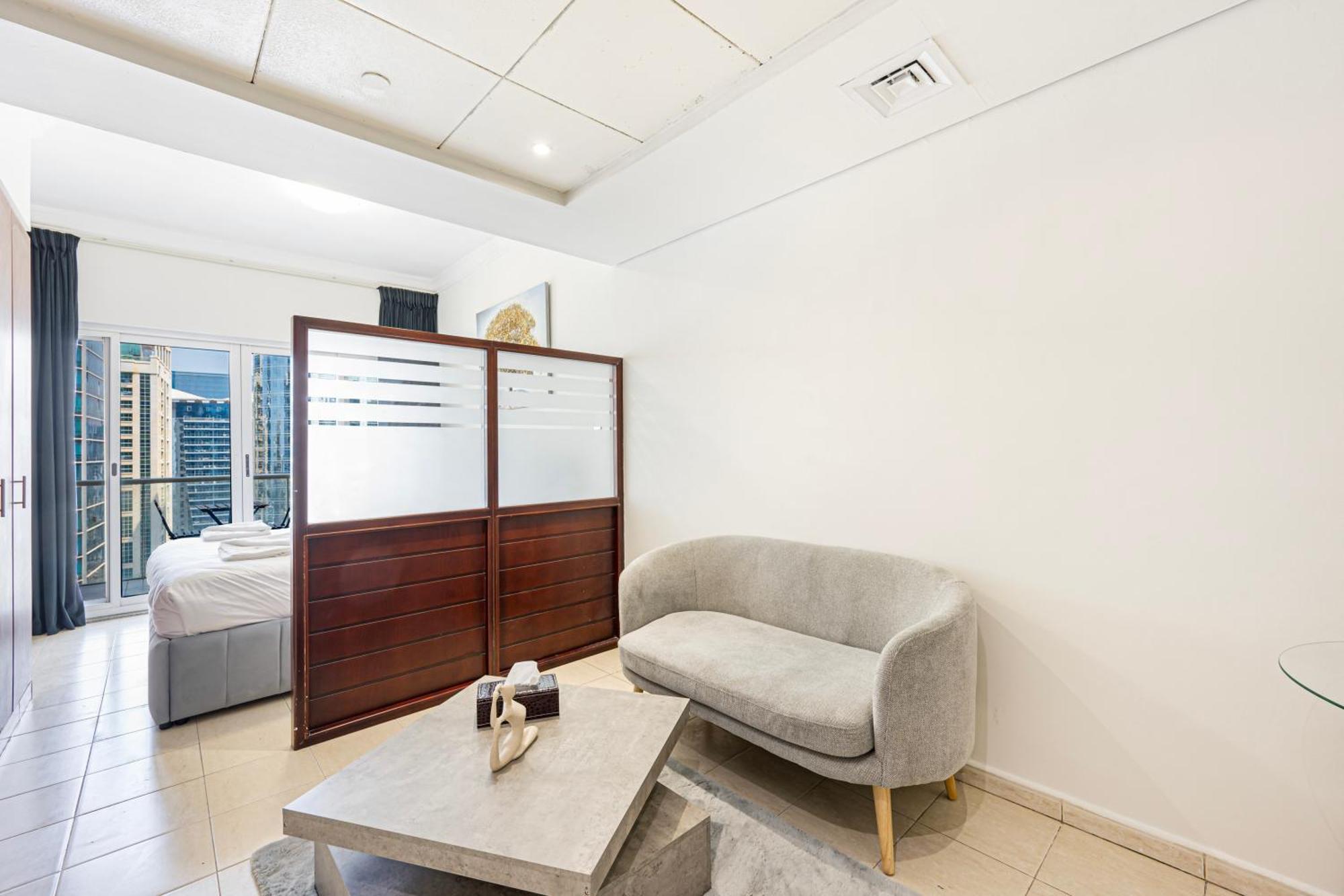 Splendid Close To Jbr Apartment Dubai