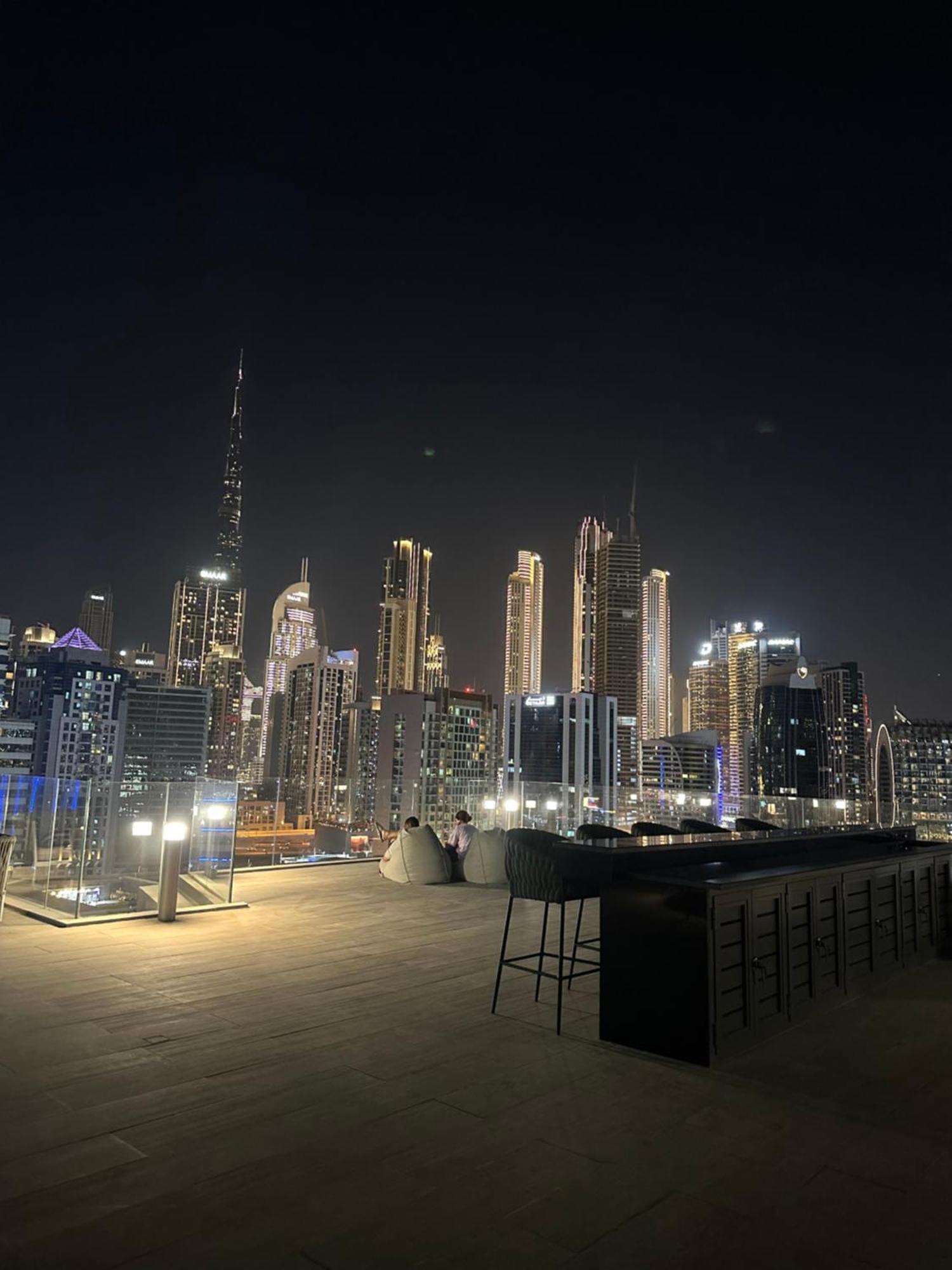 New Near Downtown With Canal View