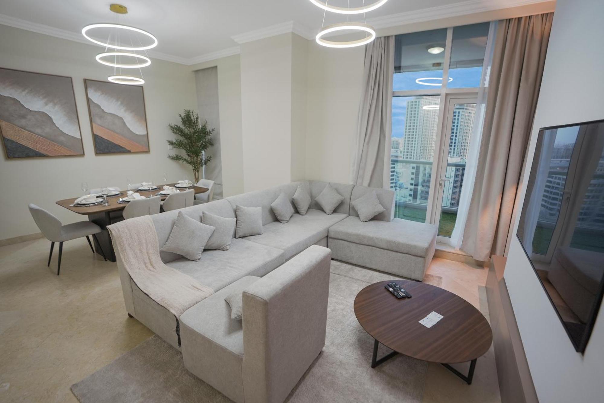 Apartment 13 - Comfy 2Br Family Apartment With Breathtaking Waterfront View - Free Parking *