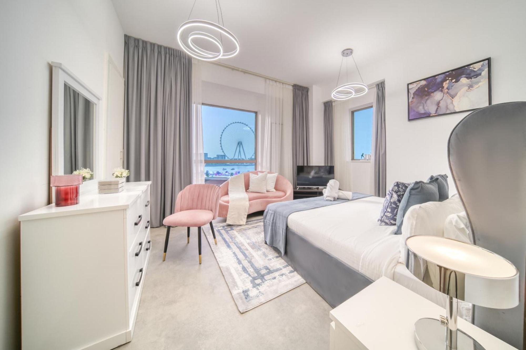 The Jbr Grand Luxury Sea View 4 Bedroom Apartment *