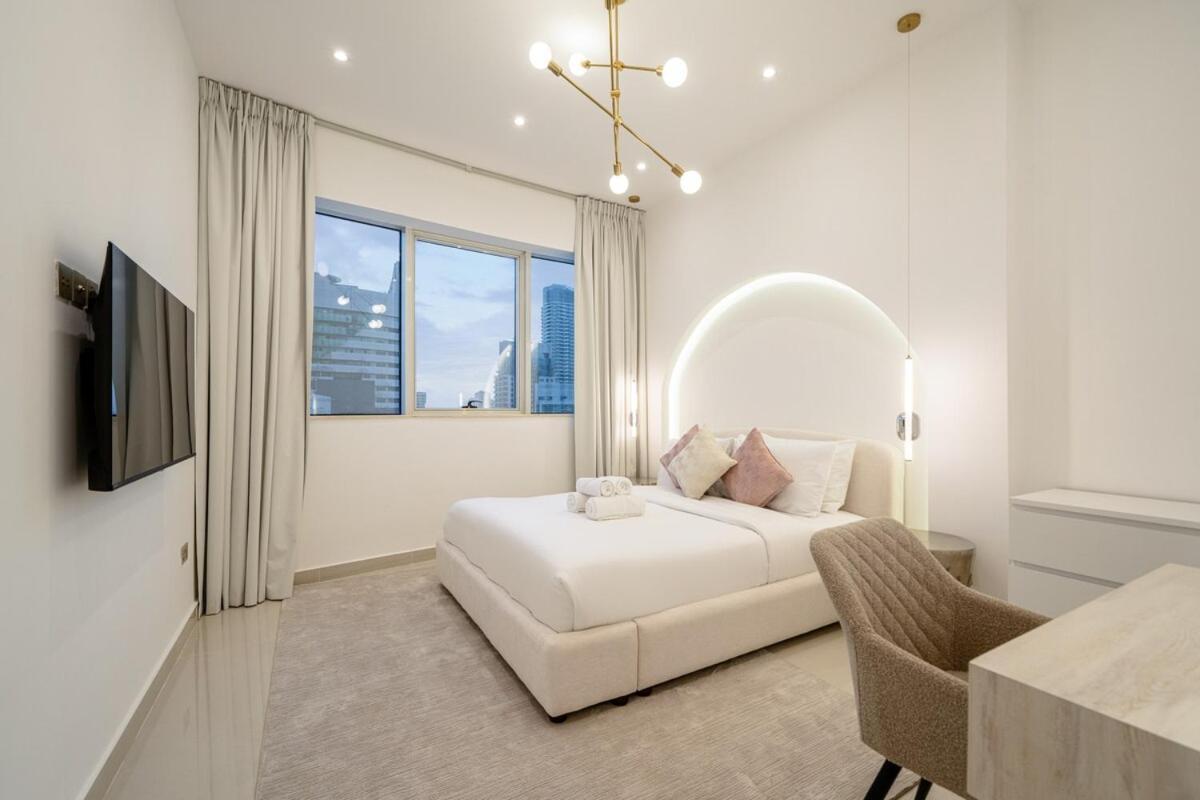 Lux 5br Marina With Jacuzzi, Walk To Beach, Gym Apartment