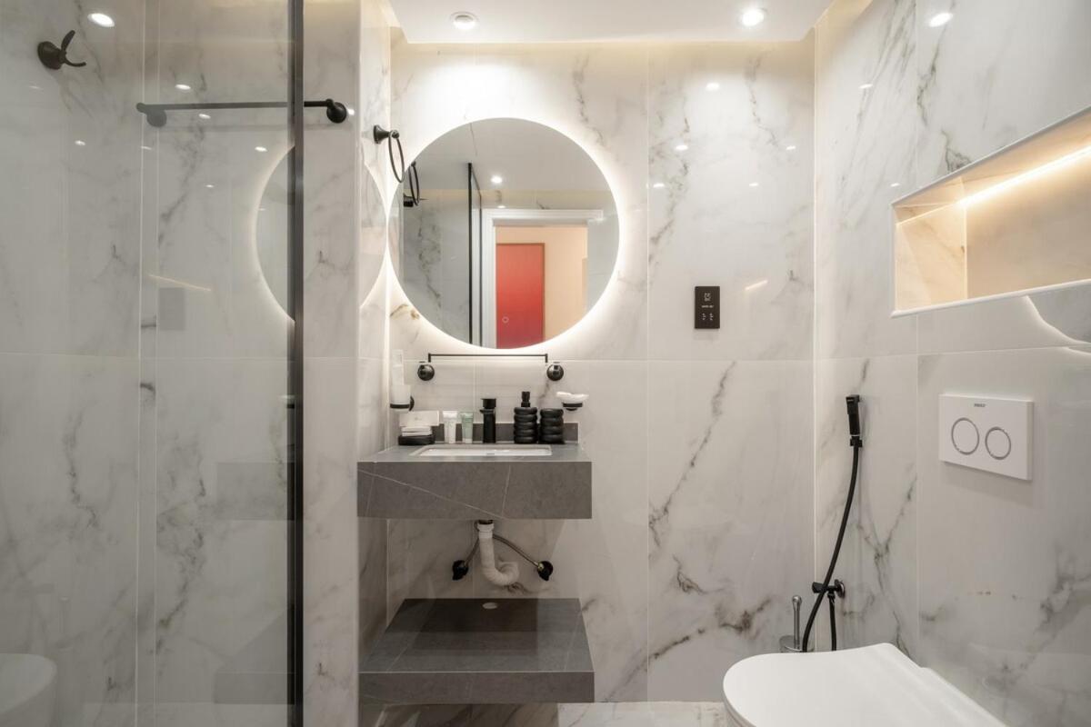 Apartment Lux 5br Marina With Jacuzzi, Walk To Beach, Gym Dubai