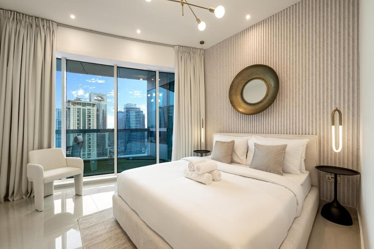 Lux 5br Marina With Jacuzzi, Walk To Beach, Gym Apartment