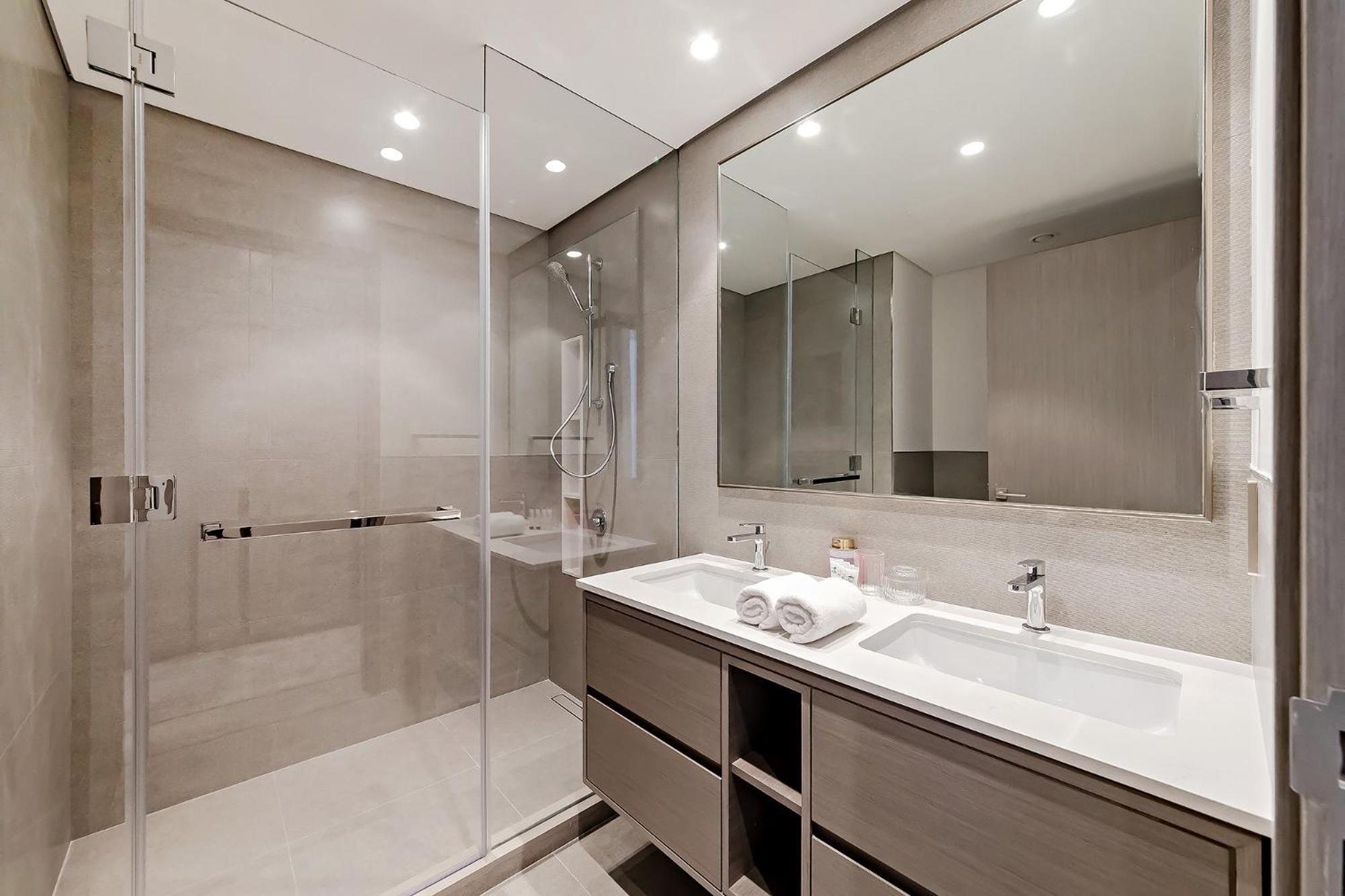 65th Floor Burj & Fountain Views Penthouse - Sleeps 9 - Grande Signature Residences Apartment *