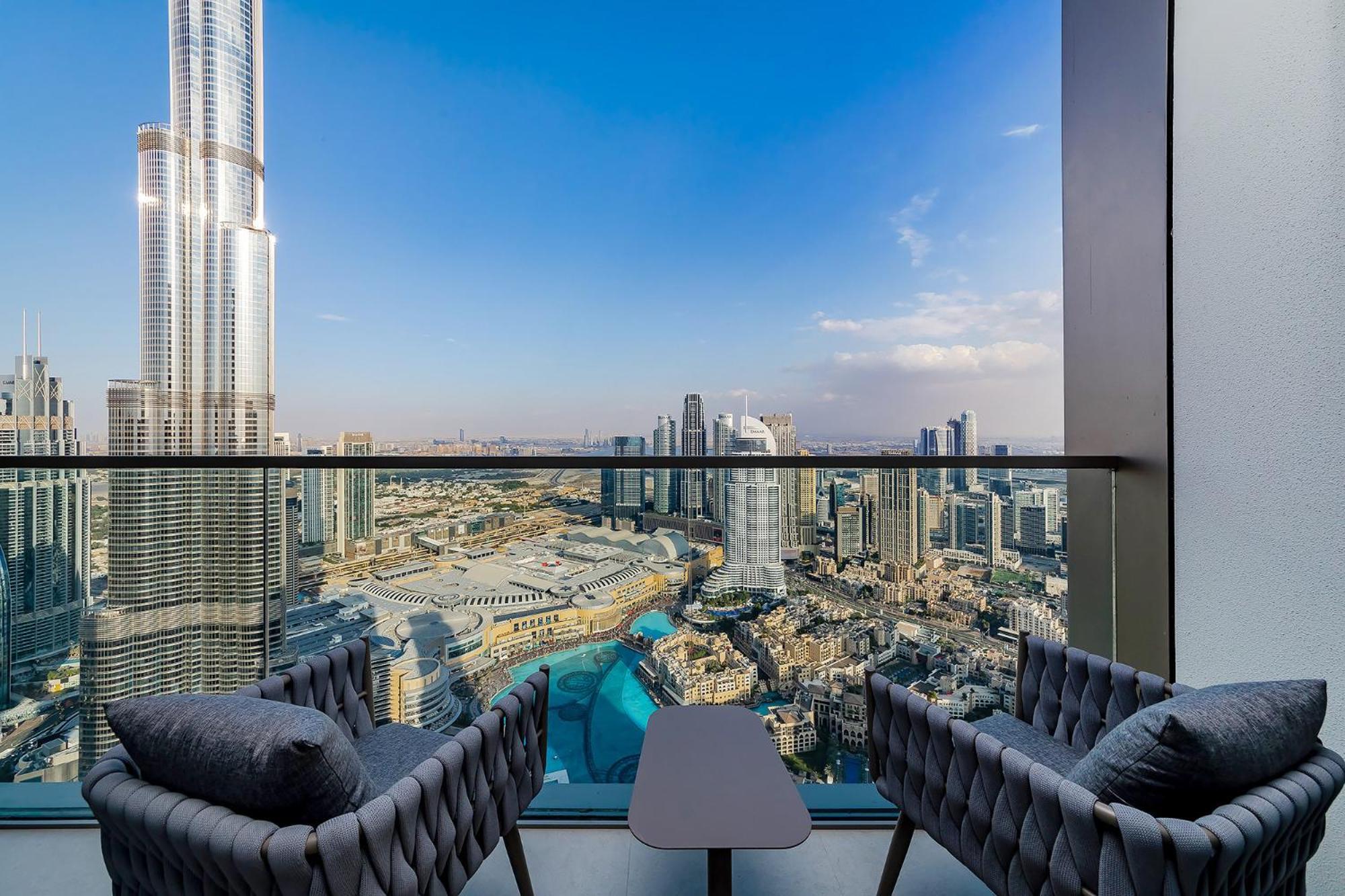Apartment 65th Floor Burj & Fountain Views Penthouse - Sleeps 9 - Grande Signature Residences Dubai