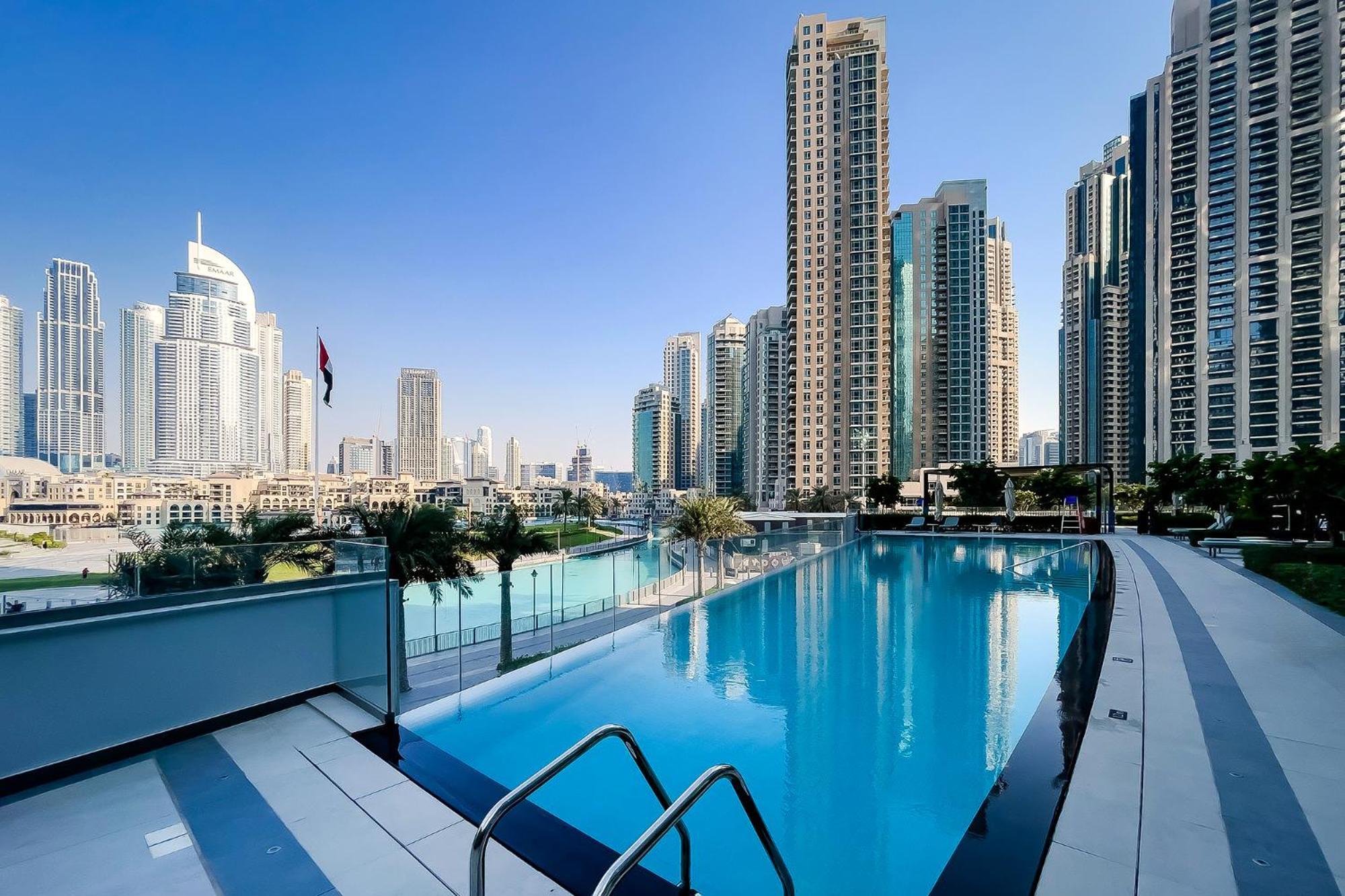 65th Floor Burj & Fountain Views Penthouse - Sleeps 9 - Grande Signature Residences * Dubai