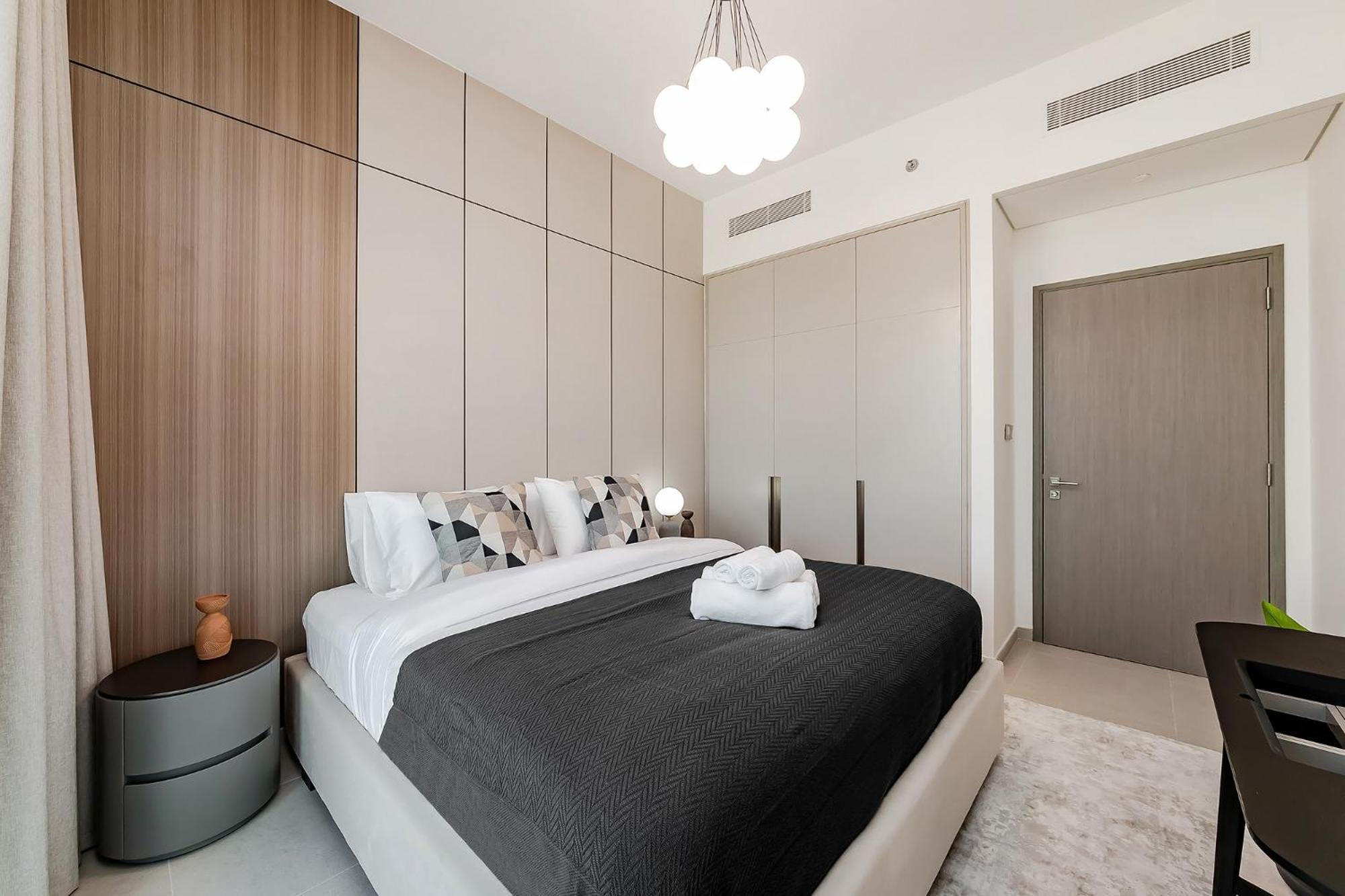 65th Floor Burj & Fountain Views Penthouse - Sleeps 9 - Grande Signature Residences Apartment