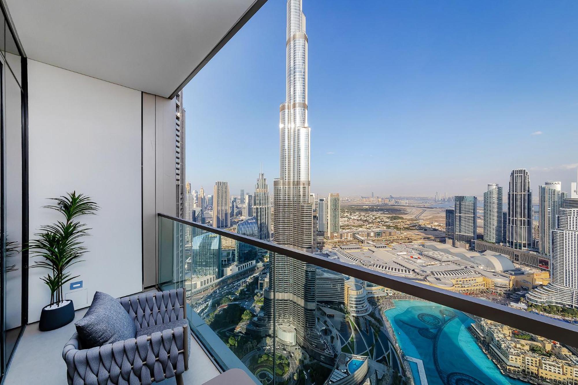 65th Floor Burj & Fountain Views Penthouse - Sleeps 9 - Grande Signature Residences *